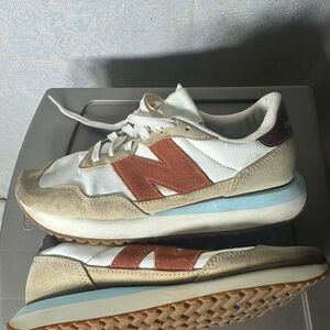 New Balance 237 Women’s Size 9B Sea Salt Soft Copper Sneakers Shoes
